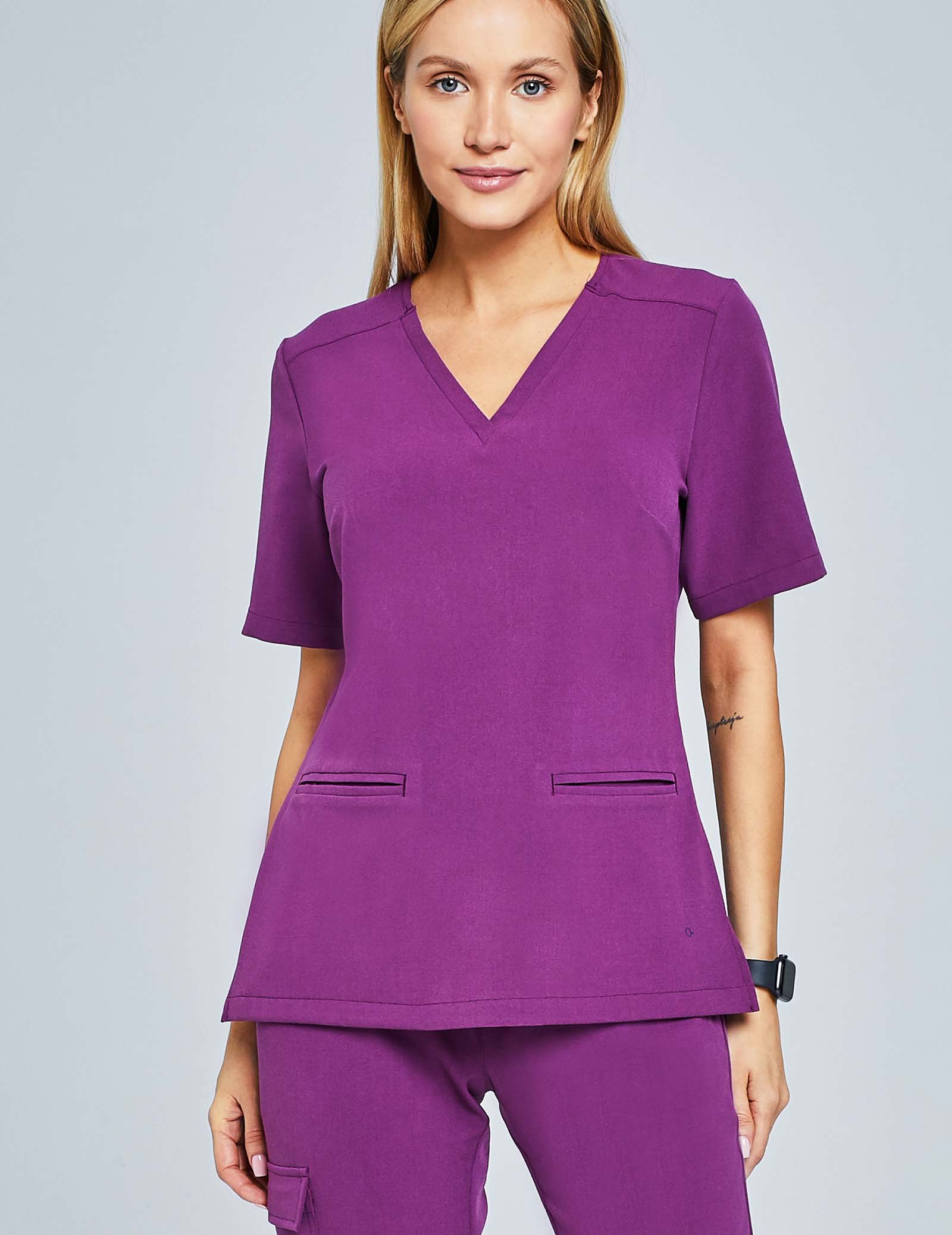 Casy Medical Sweatshirt – TRAUBENLILA Casy Medical Sweatshirt – TRAUBENLILA