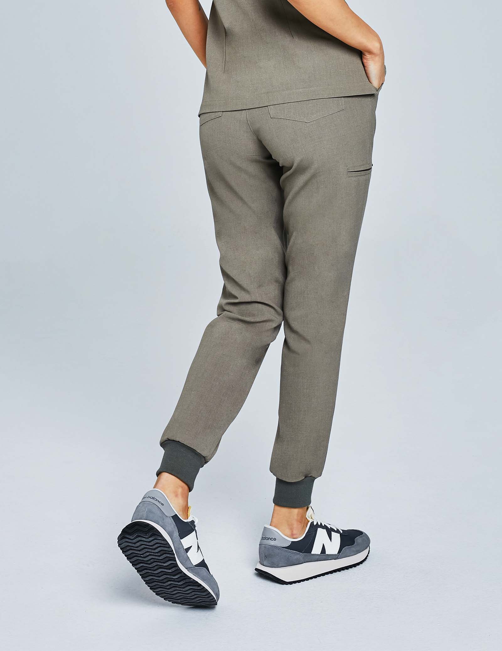 Damen-Jogginghose – DUNKLER SAND Damen-Jogginghose – DUNKLER SAND