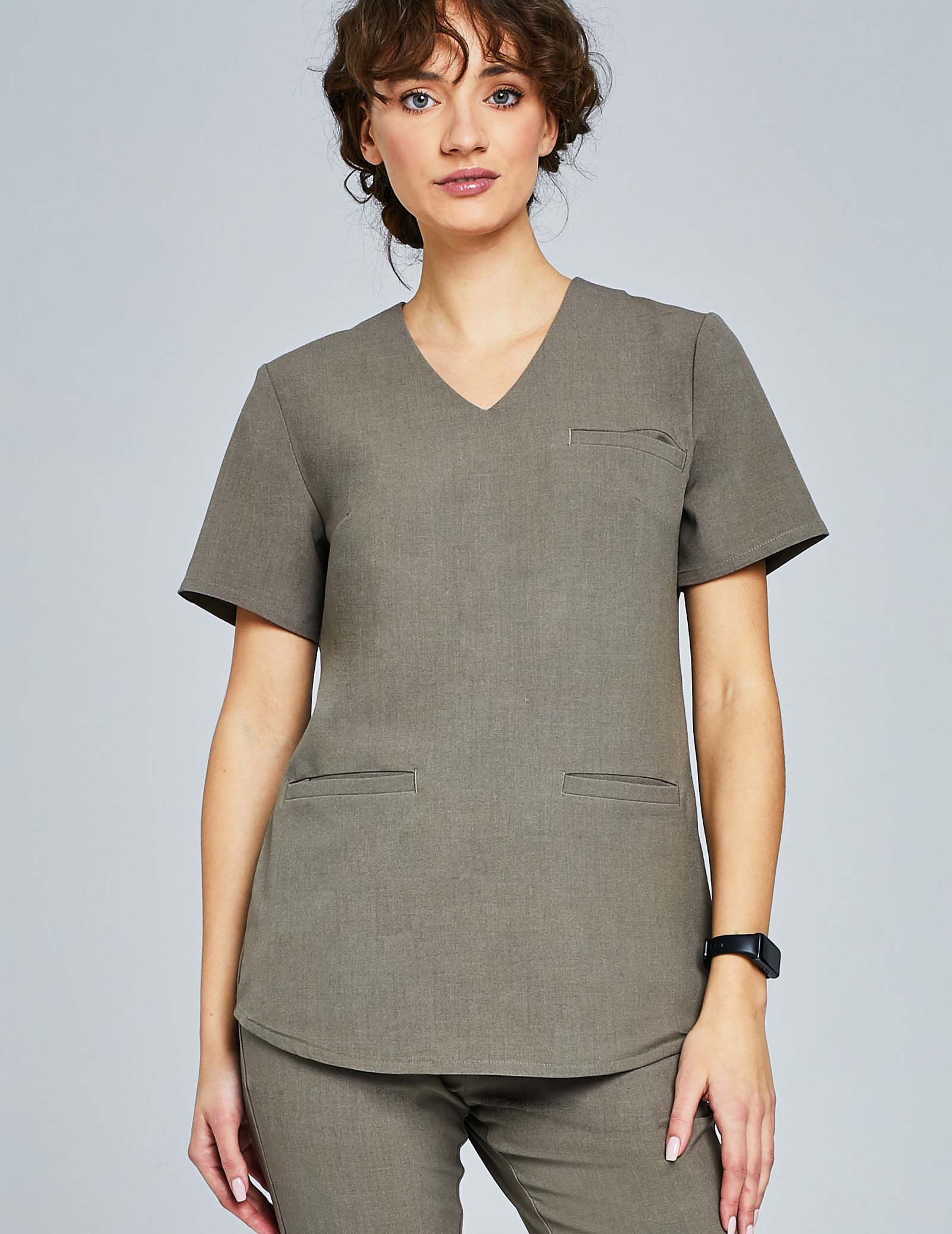 Grace Medical Sweatshirt – DUNKLER SAND Grace Medical Sweatshirt – DUNKLER SAND