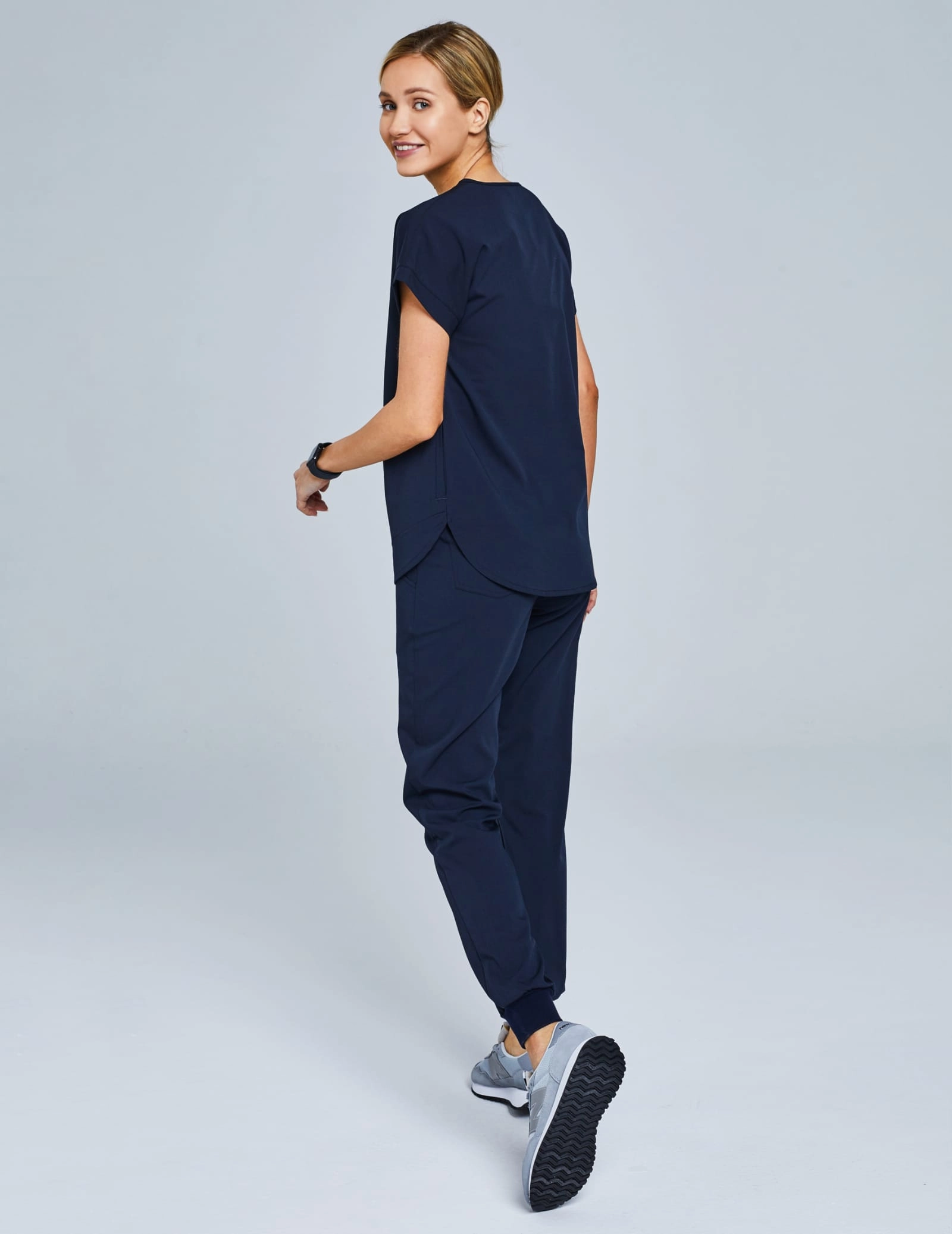 Kendall Medical Bluse - NACHTBLAU