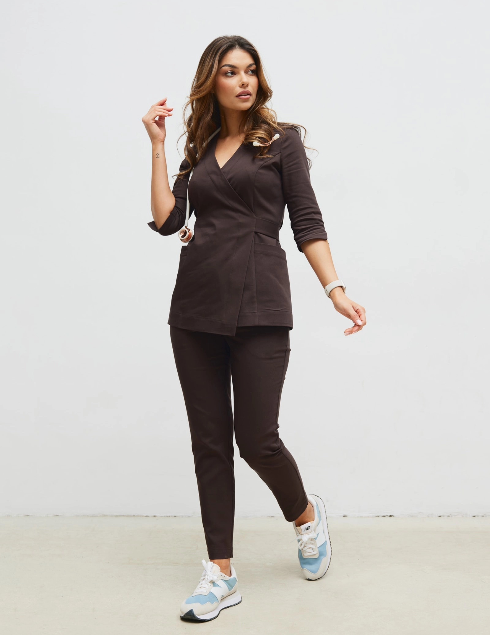 Damen Medizinische Hose Slim Fit - ESPRESSO