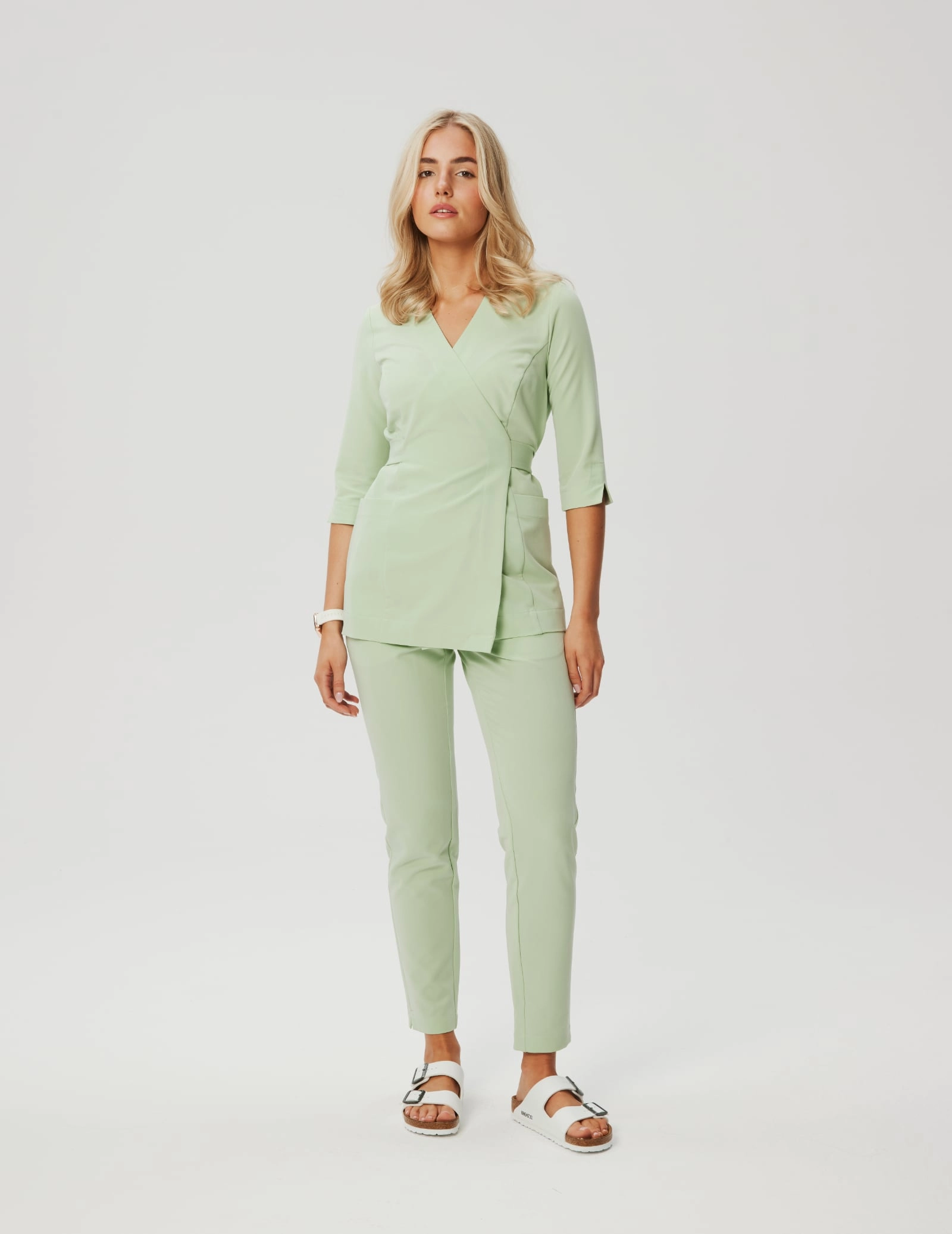 Medizinische Wickelbluse Rosalie - MATCHA LATTE