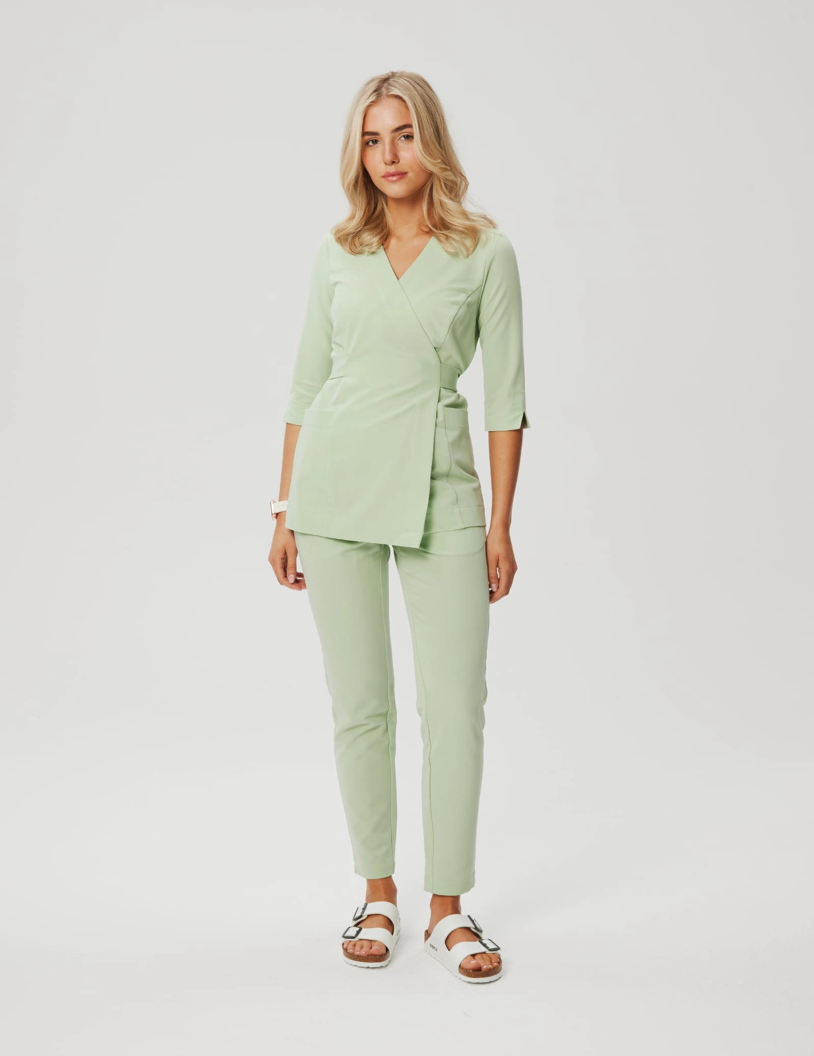Medizinische Wickelbluse Rosalie - MATCHA LATTE