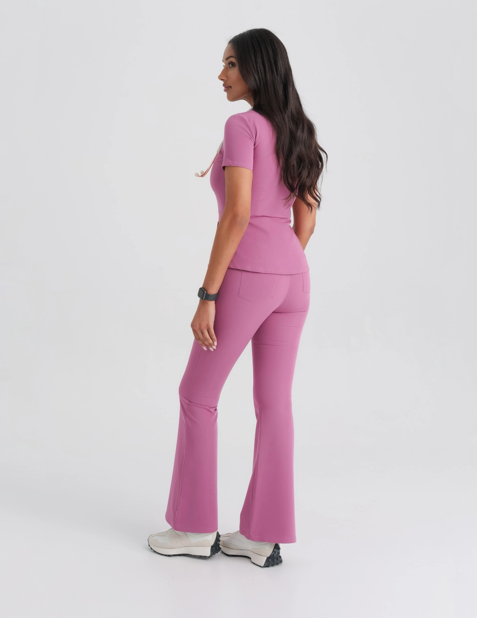 Medizinischer Kasack Kori - BERRY SHAKE Medizinischer Kasack Kori - BERRY SHAKE