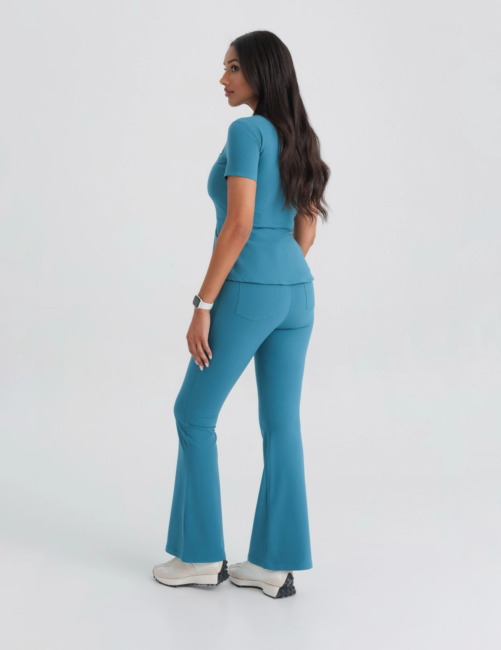 Medizinischer Kasack Kori - OCEAN BLUE Medizinischer Kasack Kori - OCEAN BLUE