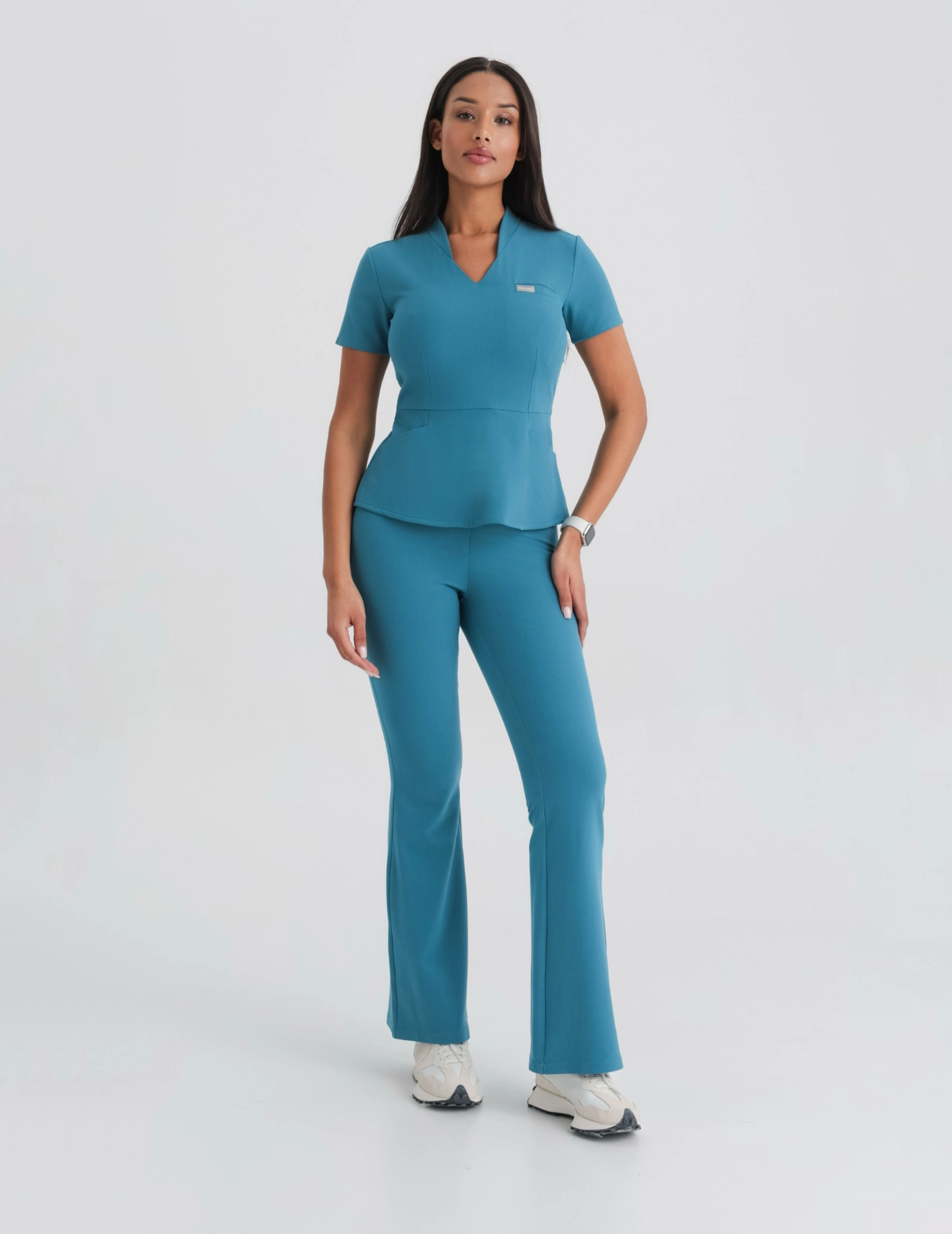 Medizinischer Kasack Kori - OCEAN BLUE Medizinischer Kasack Kori - OCEAN BLUE
