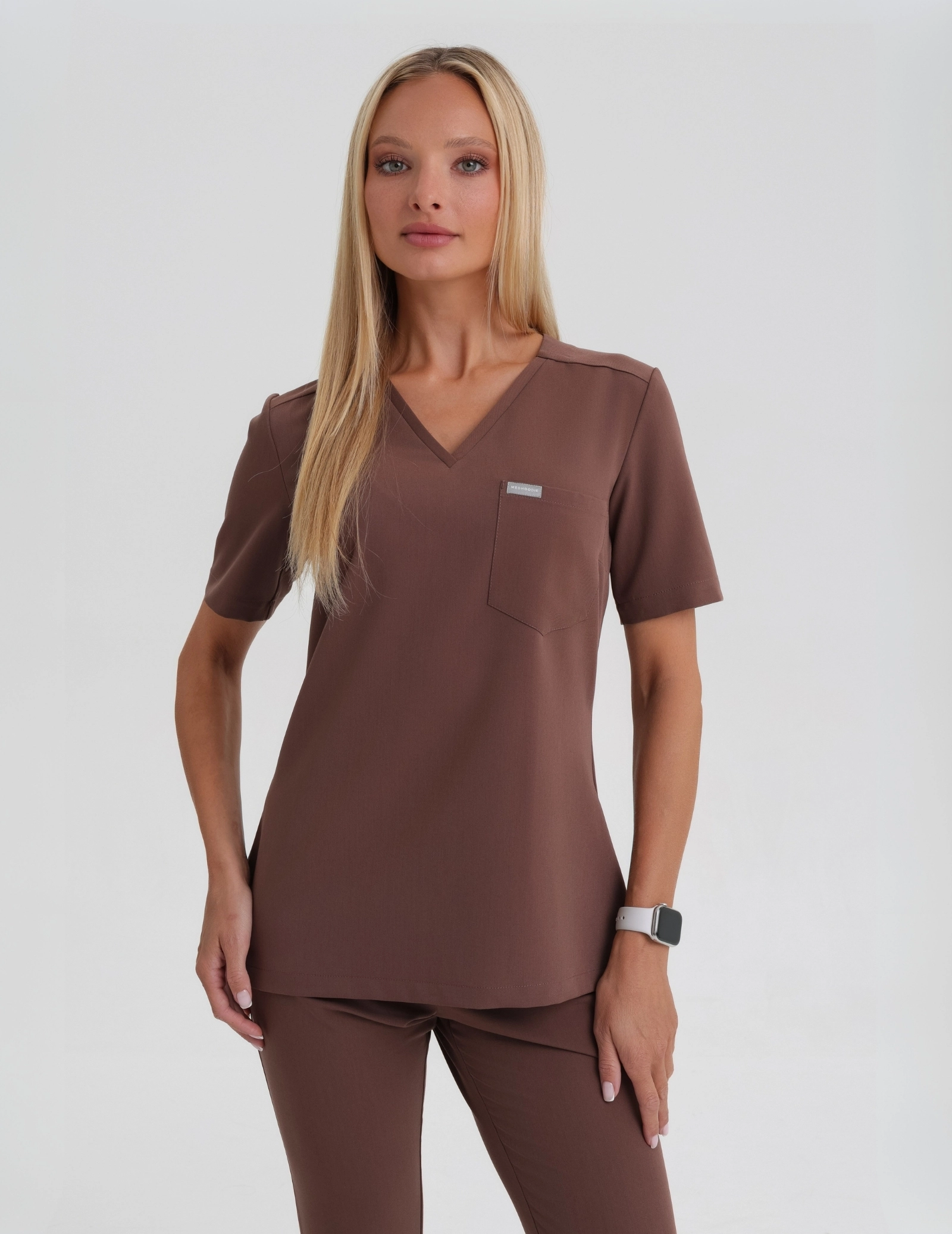 Medizinischer Kasack Raya One Pocket - MILKY BROWN Medizinischer Kasack Raya One Pocket - MILKY BROWN