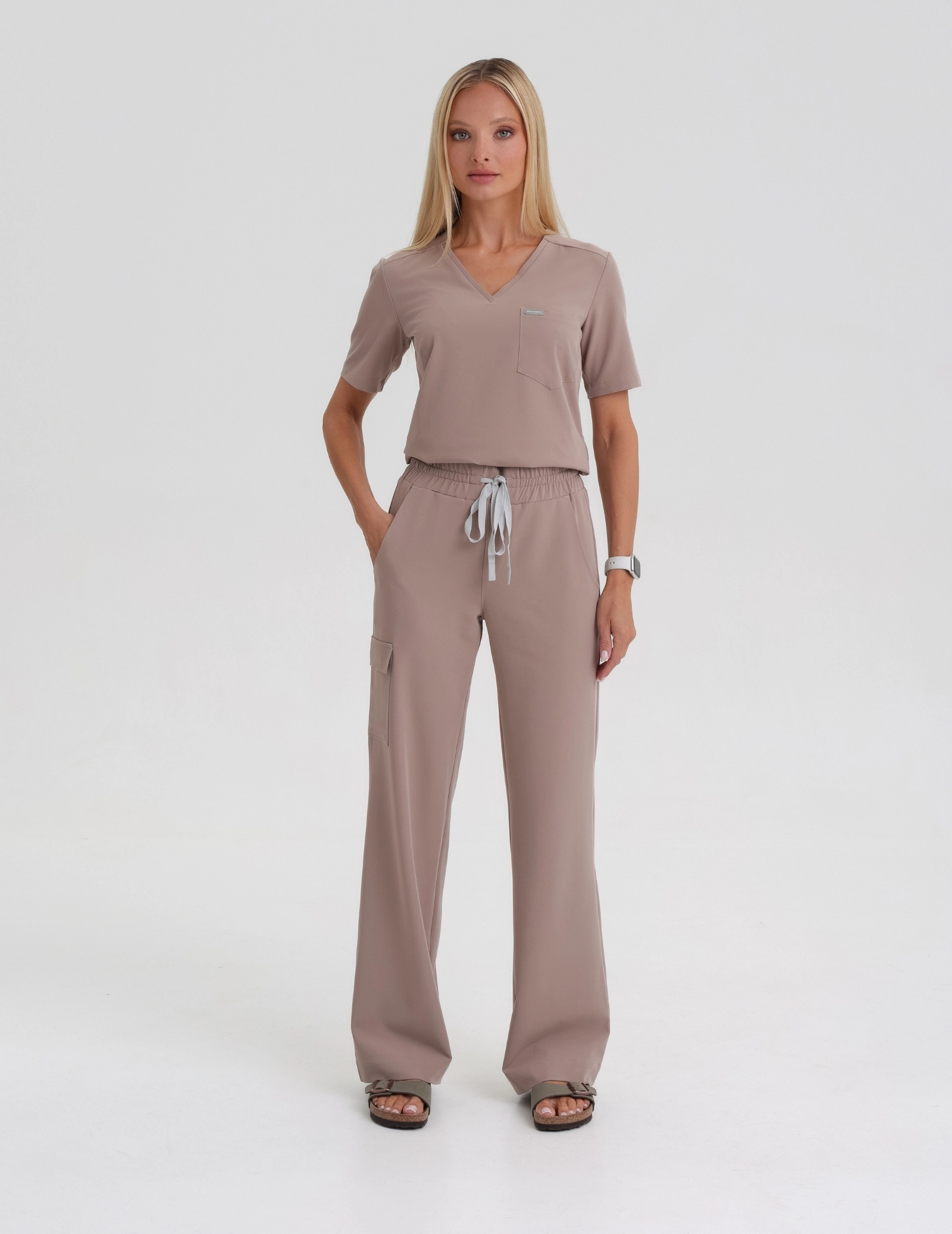 Medizinischer Kasack Raya One Pocket - BEIGE Medizinischer Kasack Raya One Pocket - BEIGE