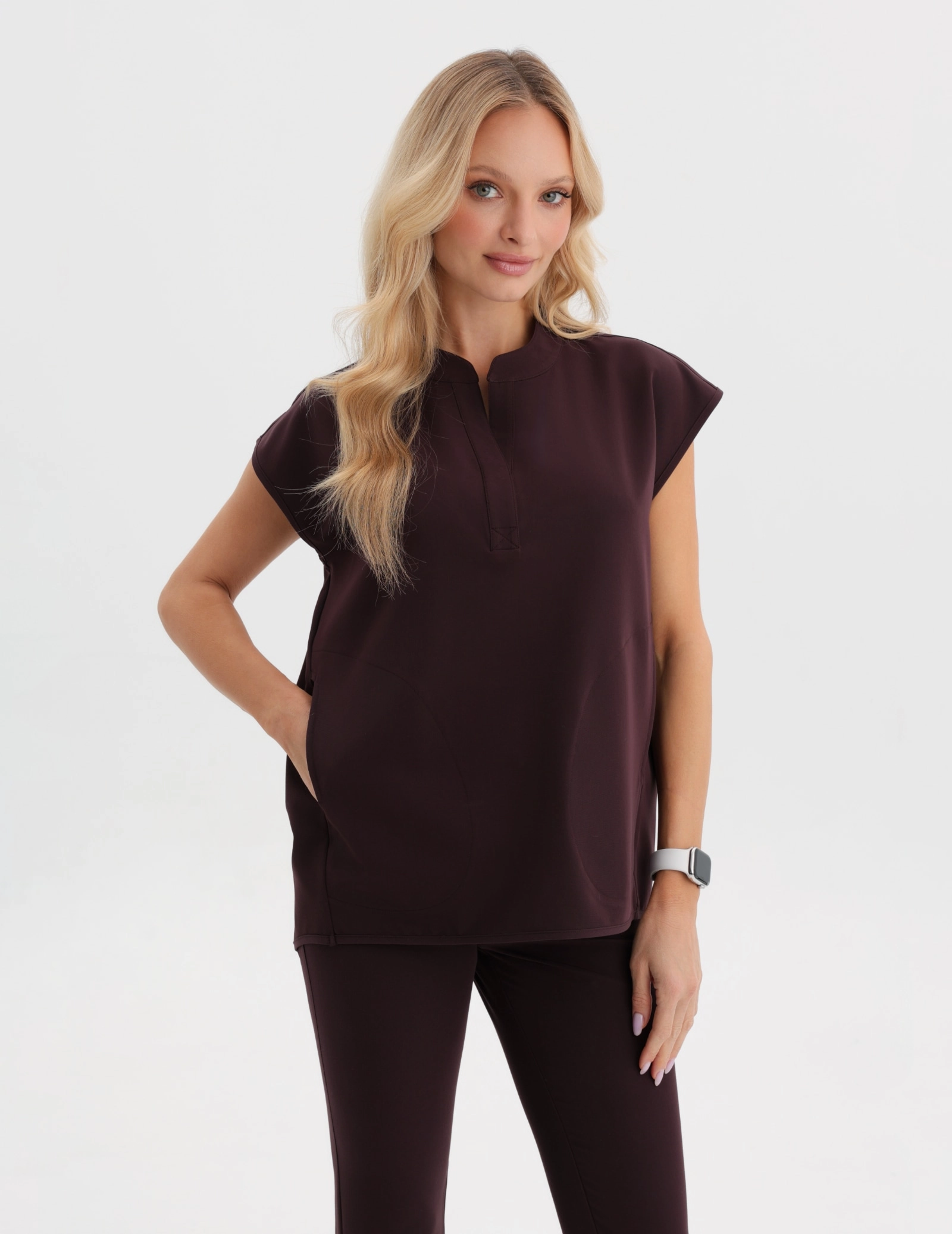 Medizinischer Kasack Khloe - DARK CHOCOLATE