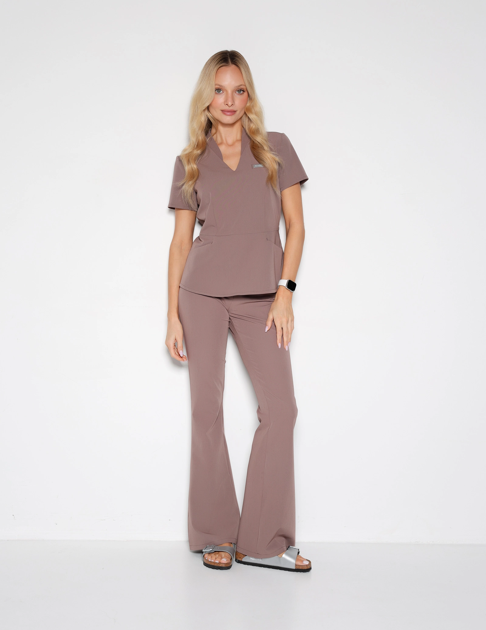 Damen Medizinische Hose Flare - MOCHA