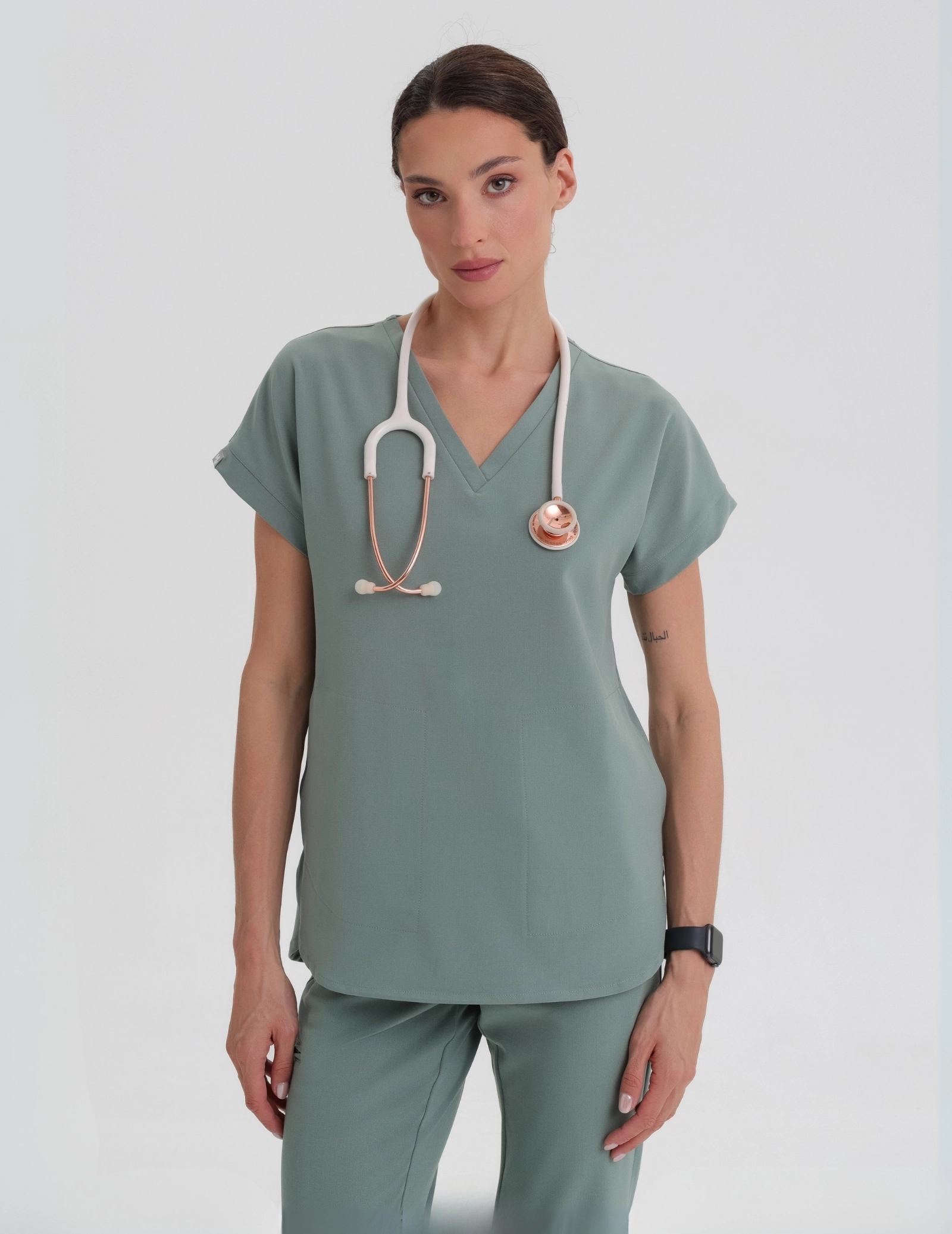 Medizinische Bluse Kendall - DUSTY GREEN