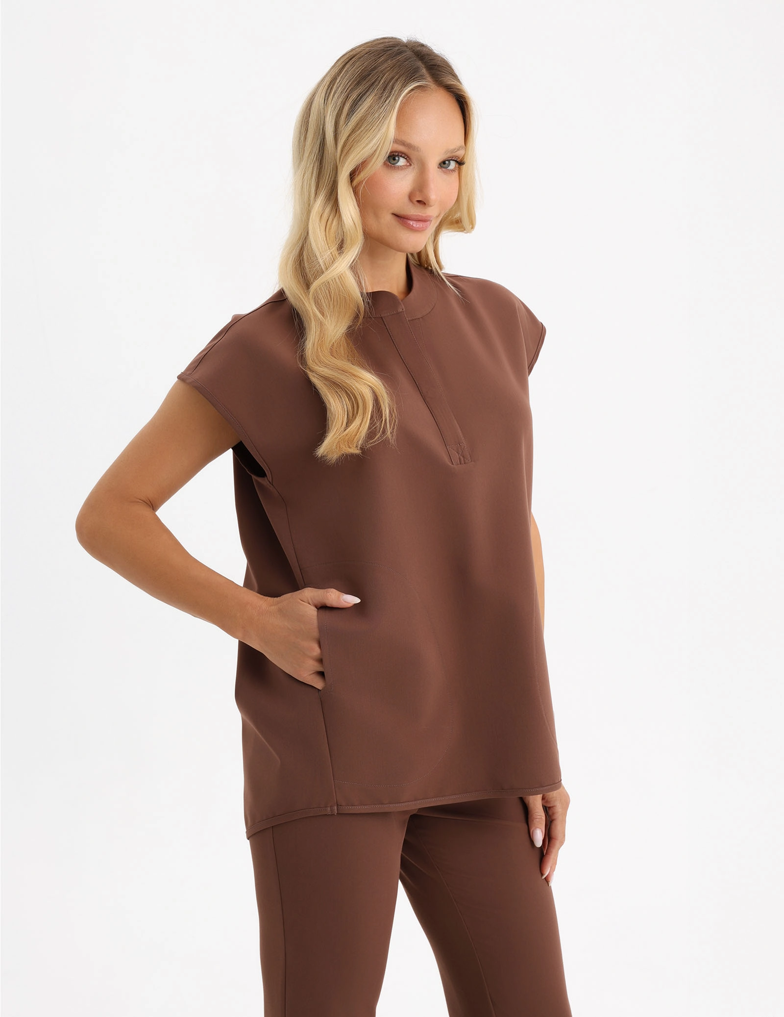 Medizinischer Kasack Khloe - MILKY BROWN