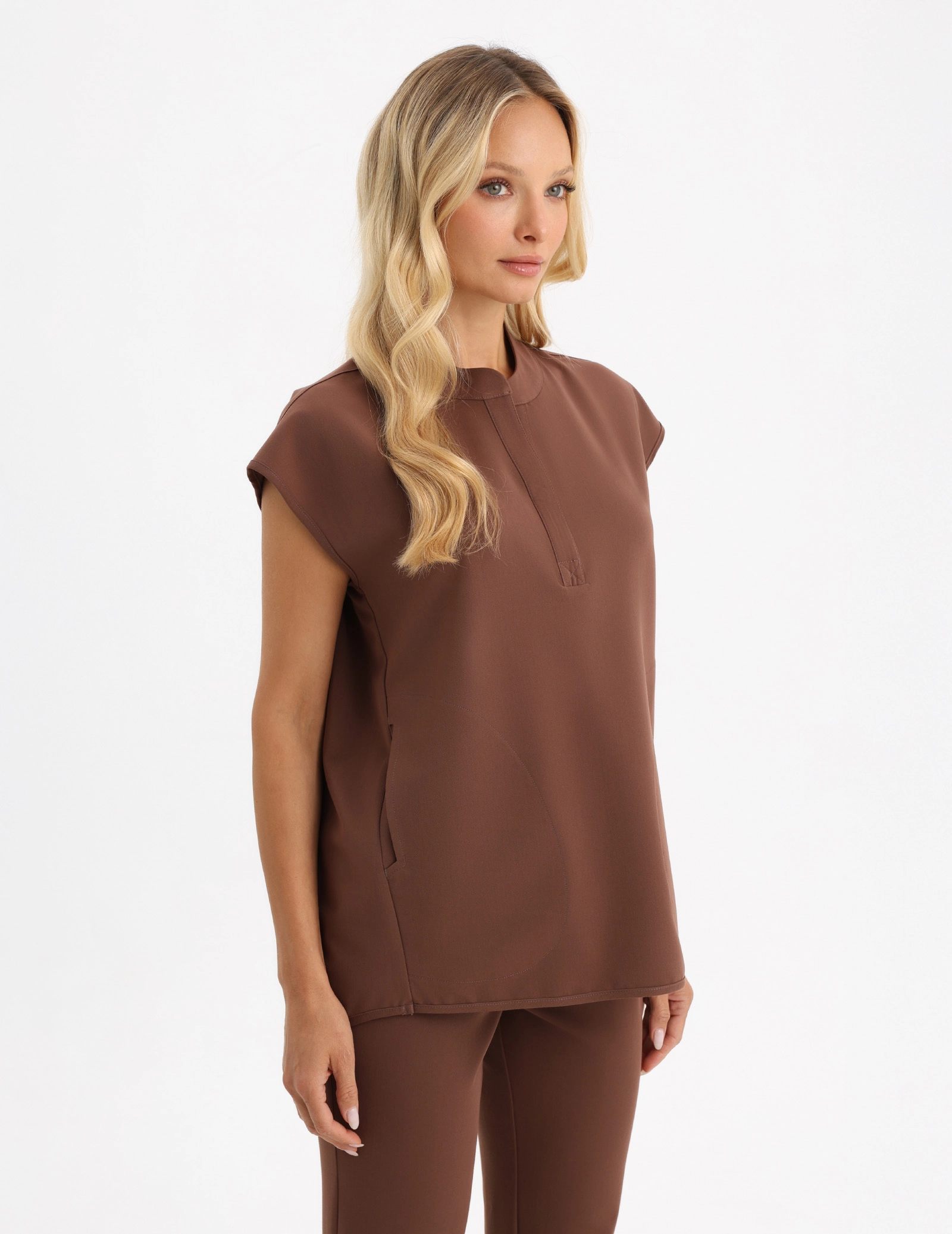 Medizinischer Kasack Khloe - MILKY BROWN