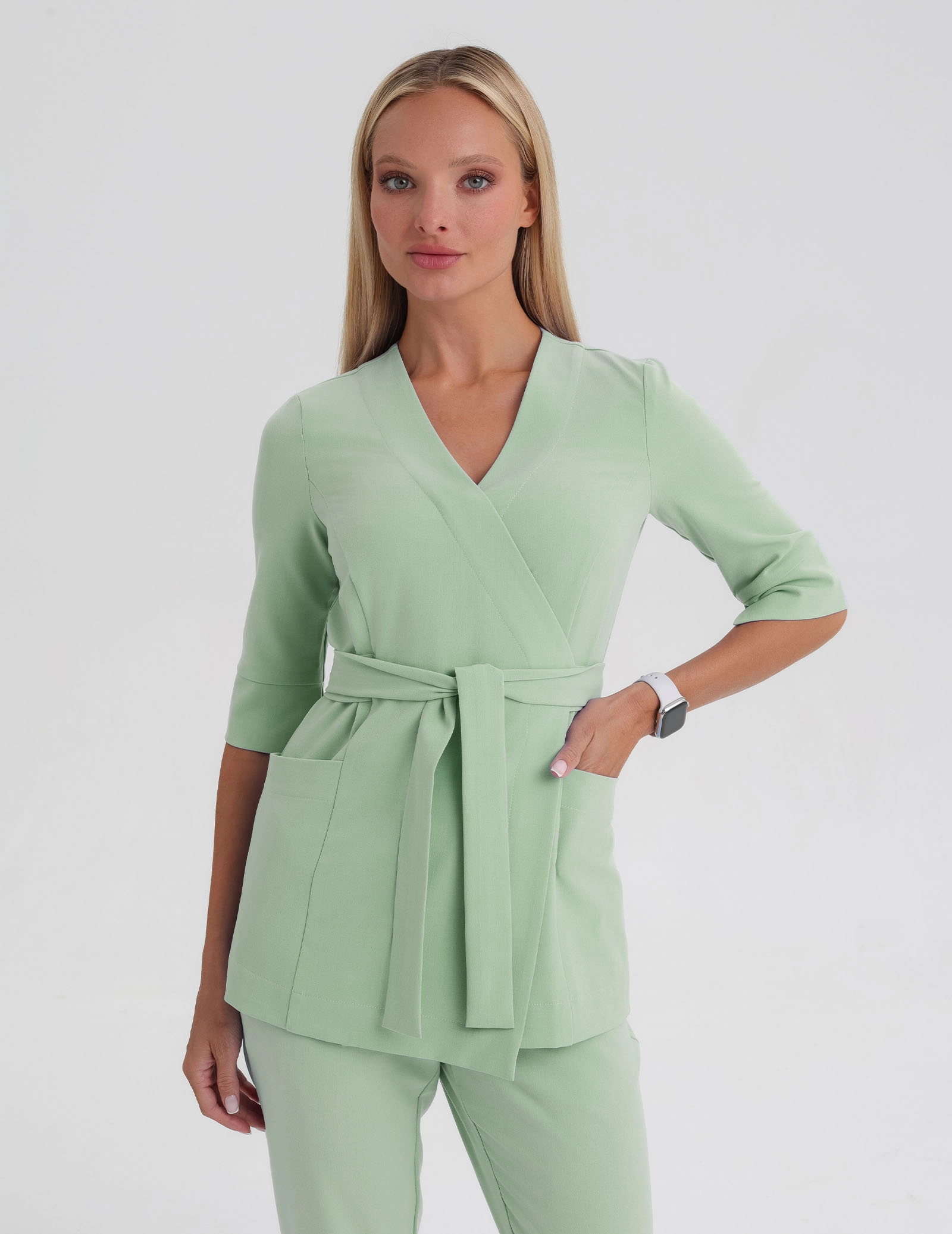 Medizinische Wickelbluse Rosalie - MATCHA LATTE