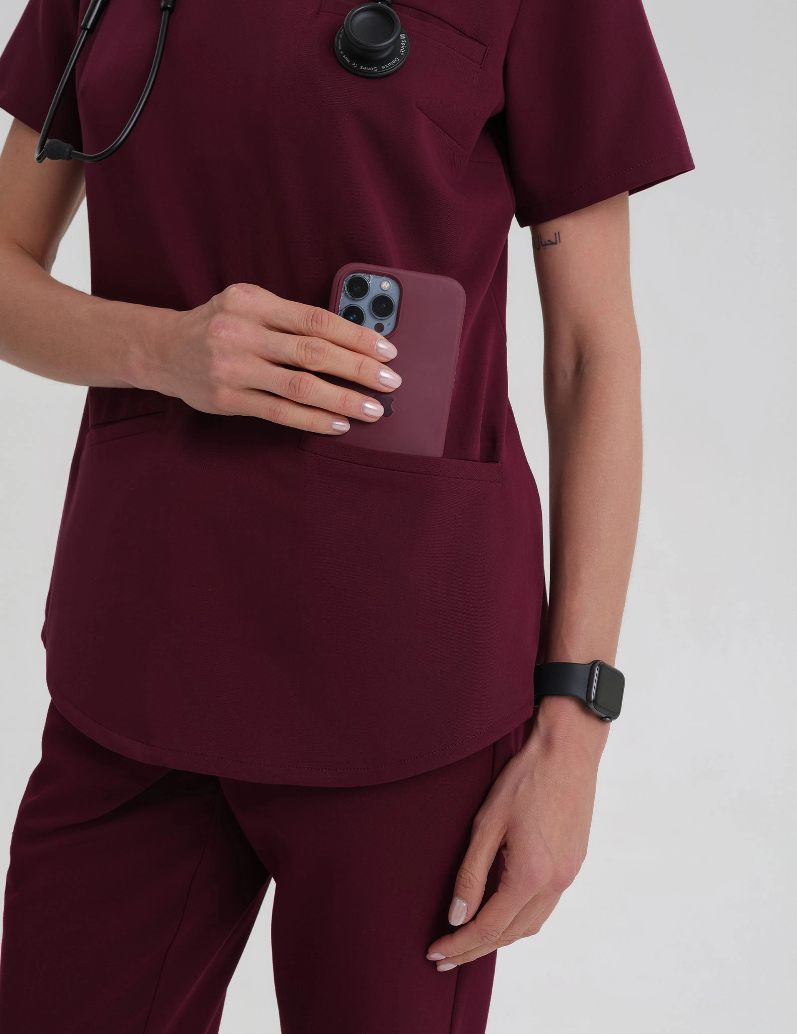 Medizinische Bluse Grace - BURGUNDY