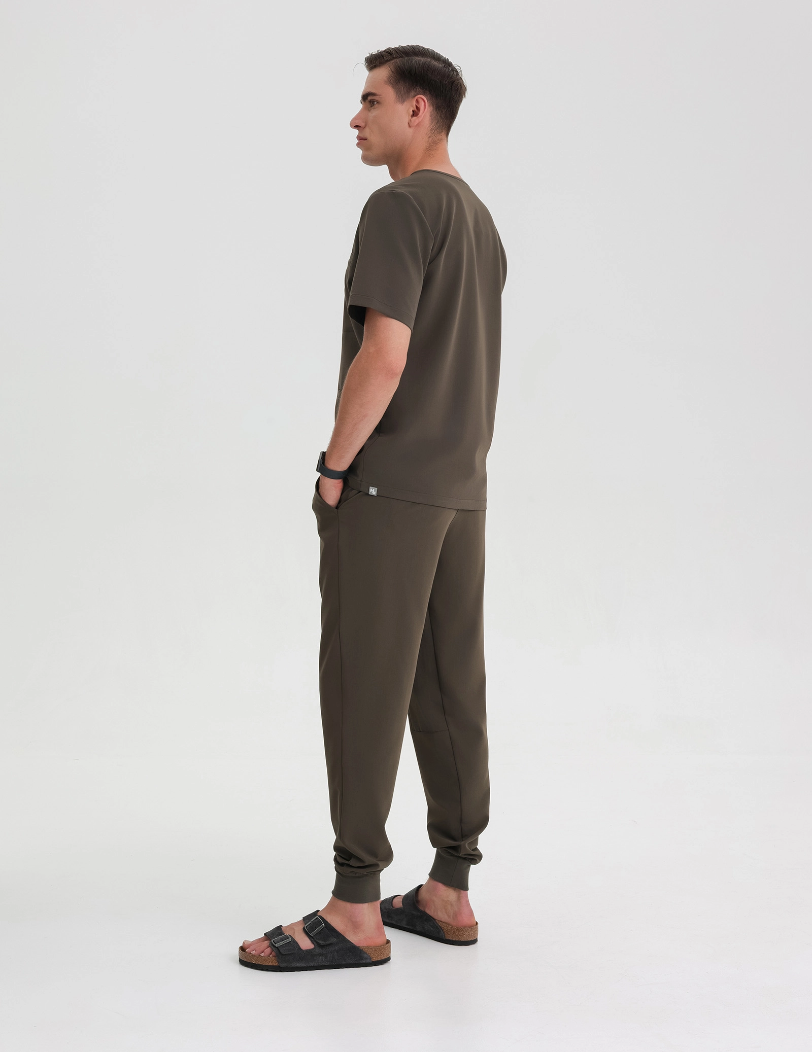 Herren Jogger - OLIVENACHT